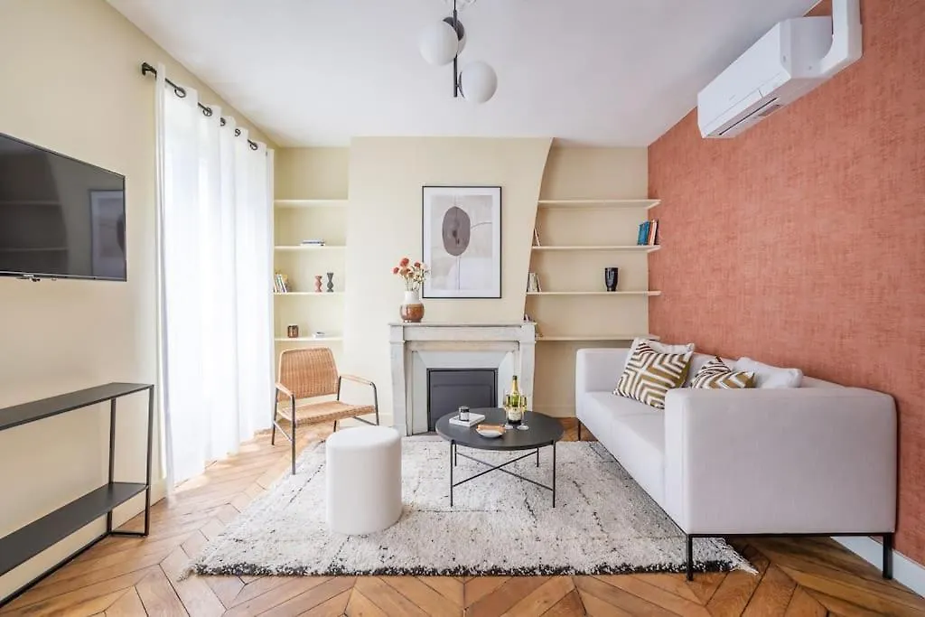 Apartament 4#two Bedrooms#champs Elysees#arc De Triomphe#ac