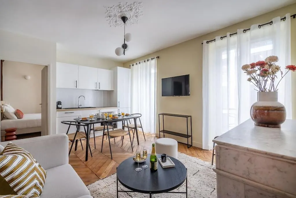 Apartament 4#two Bedrooms#champs Elysees#arc De Triomphe#ac